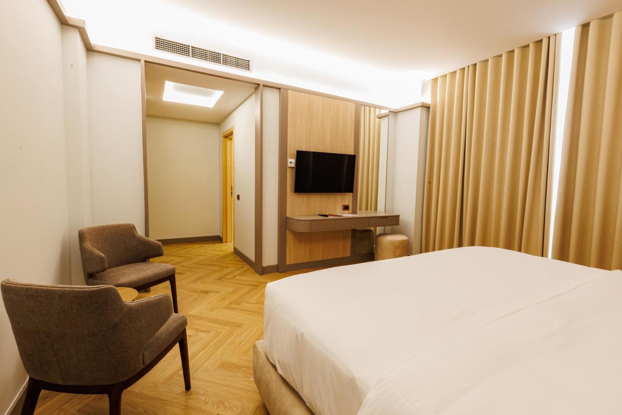 Hotel Fieri Zewnętrze zdjęcie